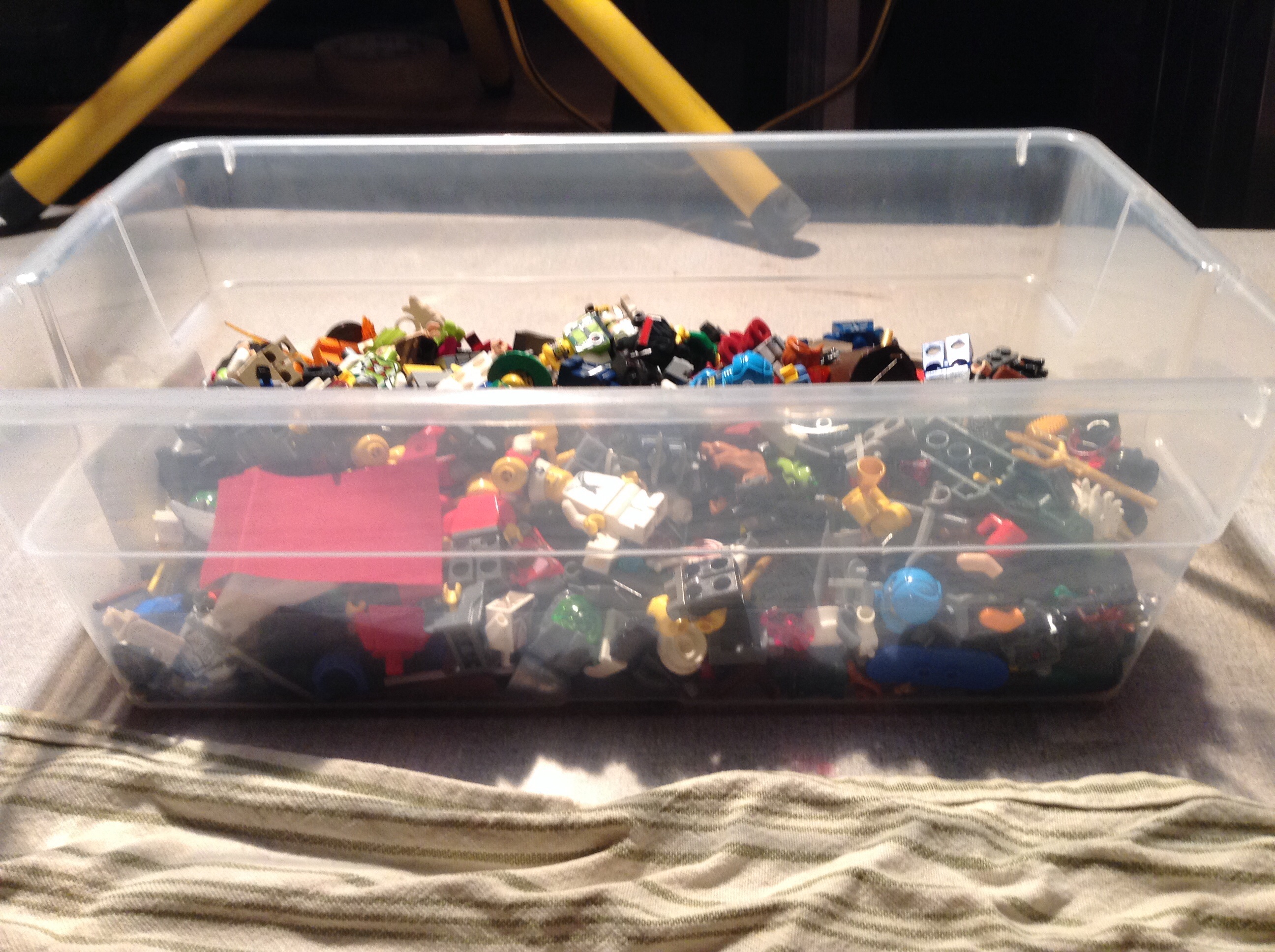 Breaking Down a Bulk LEGO Lot to Maximize Minifigure Profits